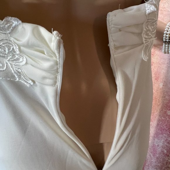 📌Caqueta International Lock at the Backside .... Beach Wedding - Prom - Dress - Picture 9 of 16